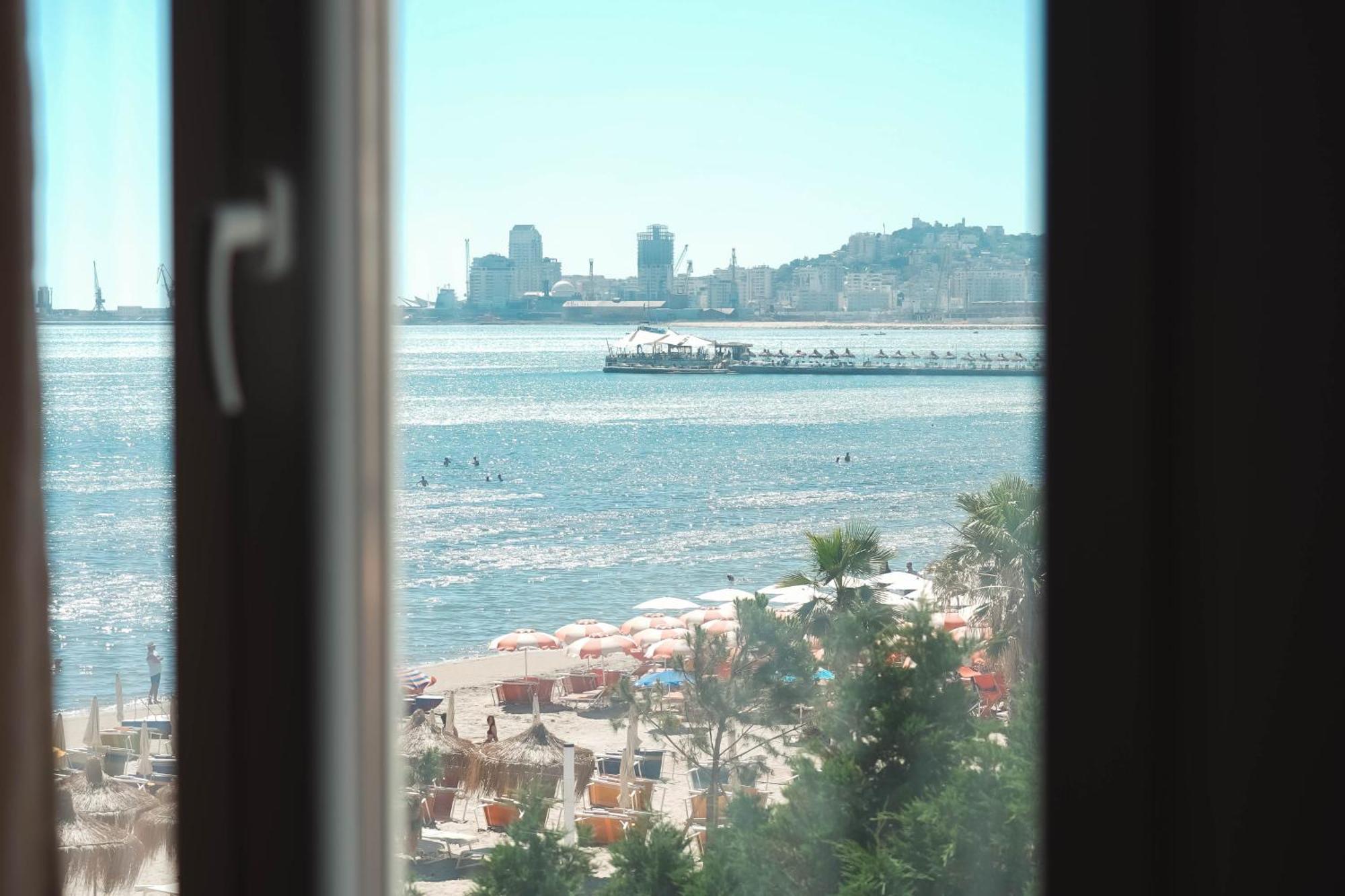 Marina Rooms Durrës 외부 사진