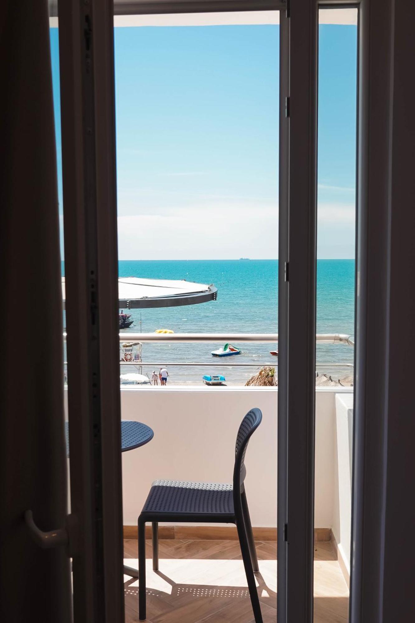 Marina Rooms Durrës 외부 사진