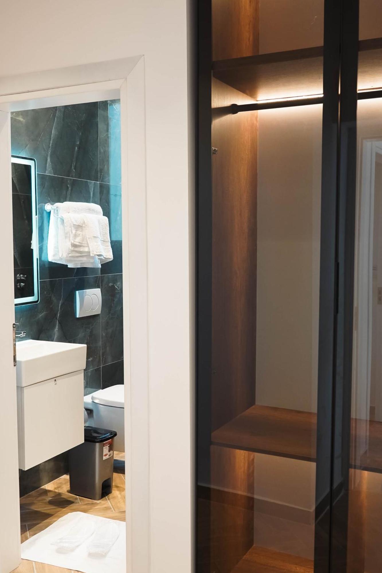 Marina Rooms Durrës 외부 사진