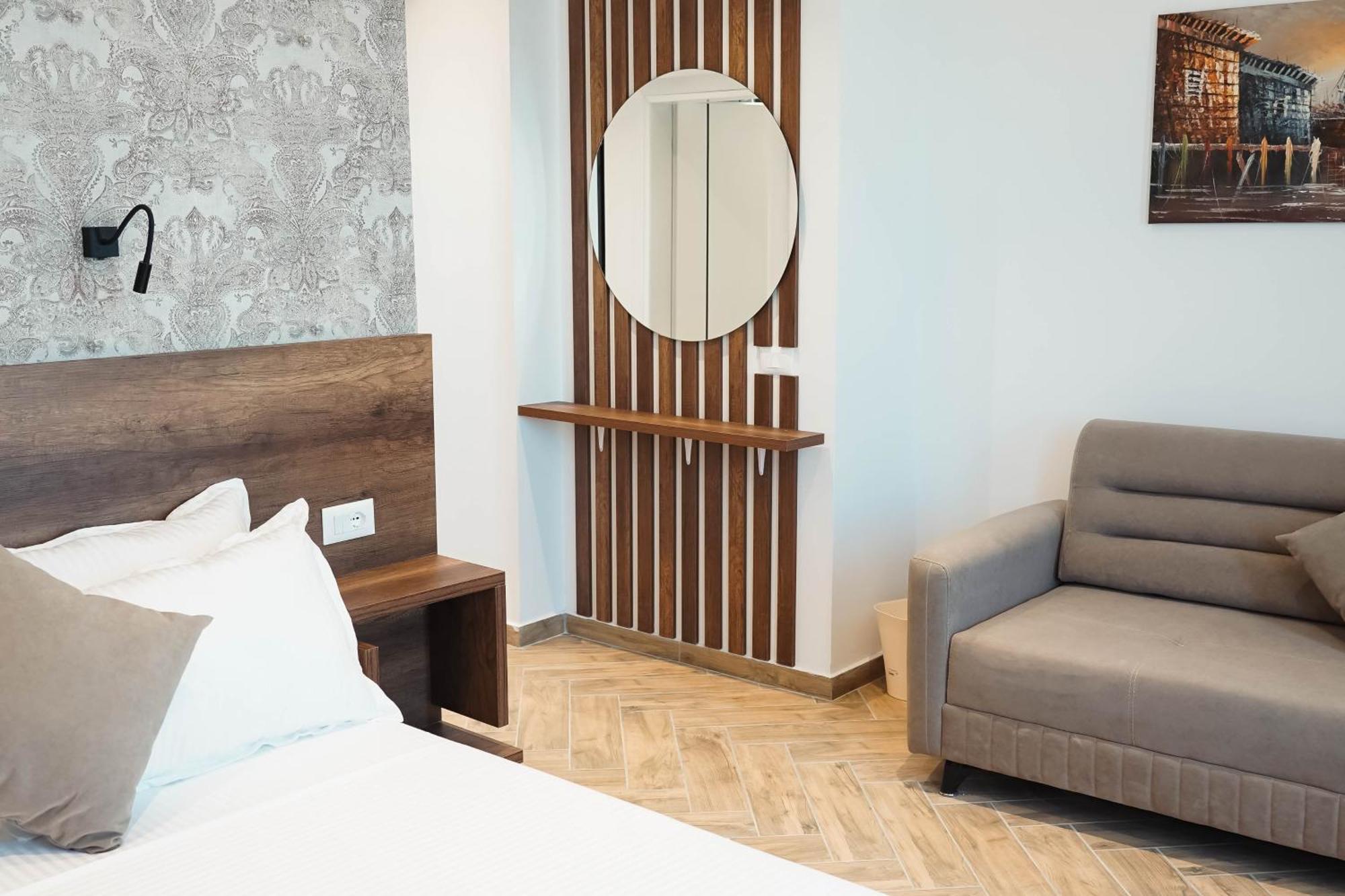 Marina Rooms Durrës 외부 사진