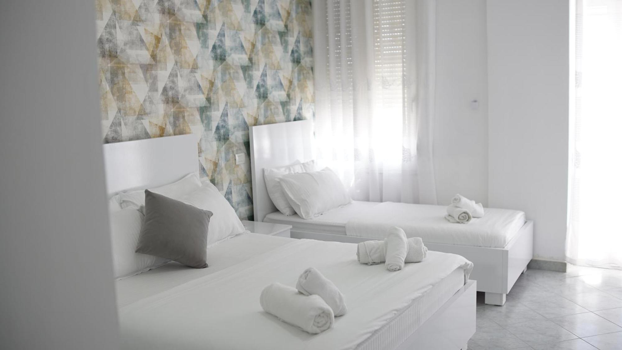 Marina Rooms Durrës 외부 사진